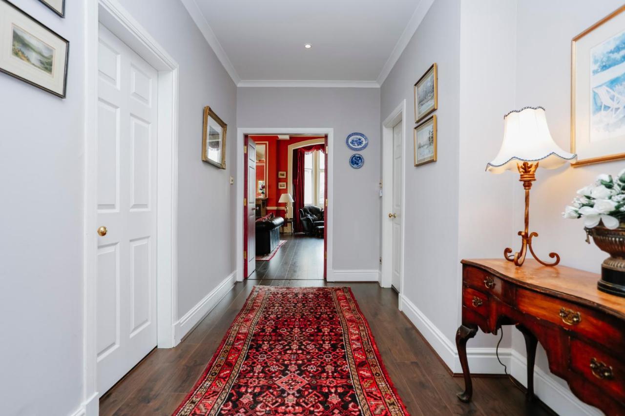 Royal Mile Mansions 14 Apartment Edinburgh Exterior foto