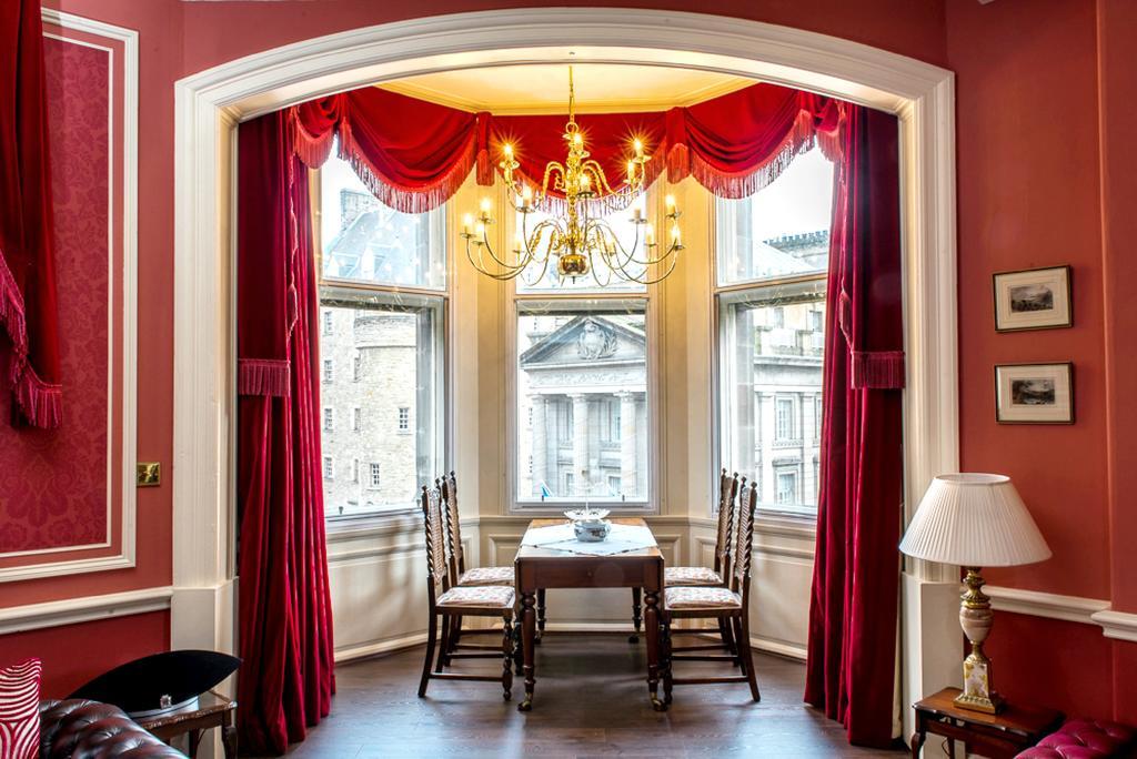 Royal Mile Mansions 14 Apartment Edinburgh Exterior foto